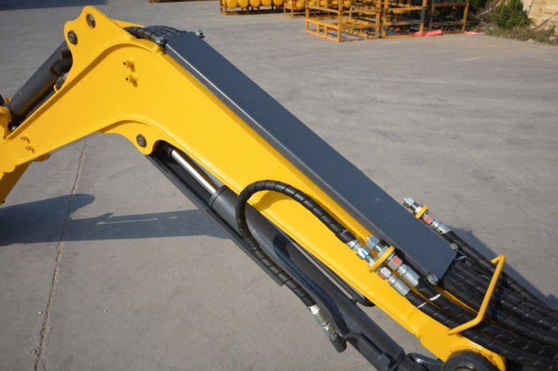 Multifunctional and Superior Performance of Heavy Machinery Excavator