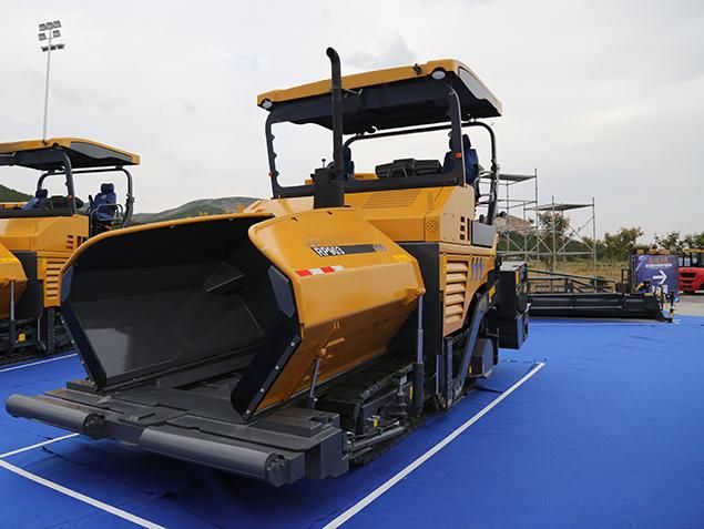 8m Width Concrete Paver Asphalt Paver Machine (RP803)