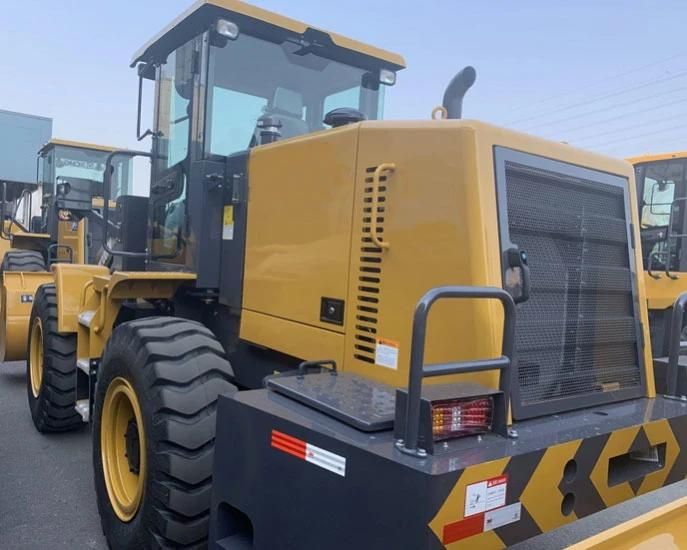 XCMG 3ton Front End Loader Work on Asphalt Road Service Machines
