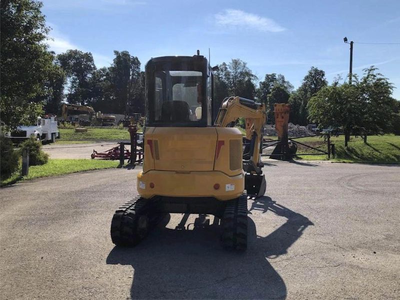 Hydraulic 6 Ton Crawler Excavator 9055e with Long Arm