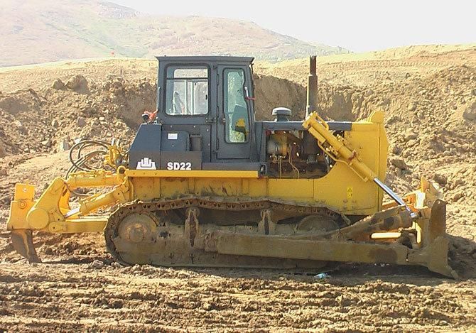 Newest 220HP Shantui Bulldozer SD22 with 6.4m3 Dozing Capacity