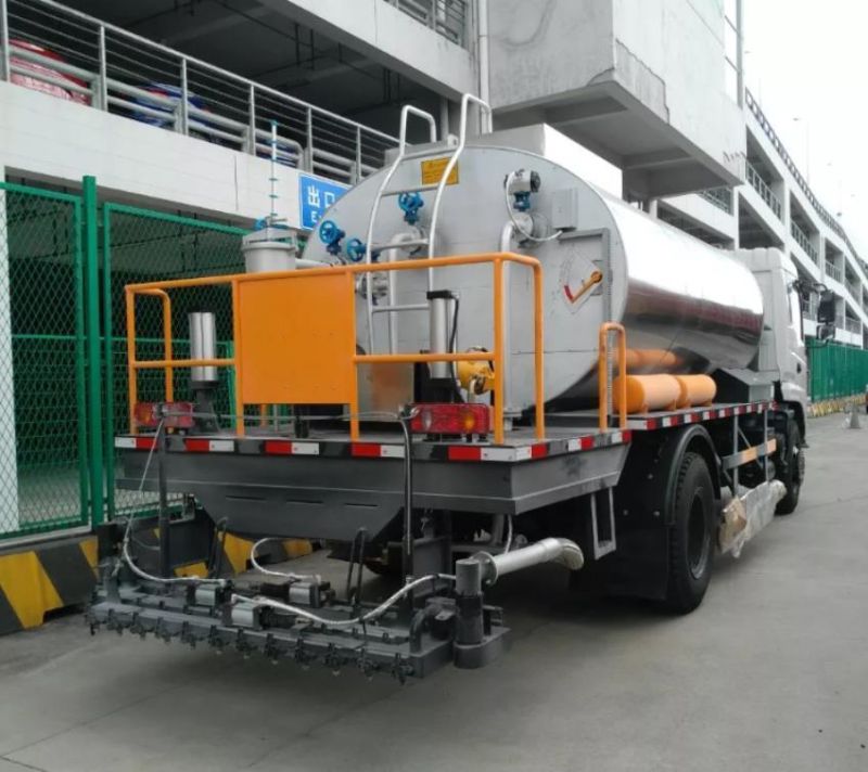 XCMG Asphalt Sprayer Xzj5160glq Intelligent Asphalt Distributor Truck for Sale
