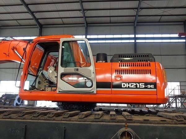 Wetland Hydraulic Excavator 15000 Kgs