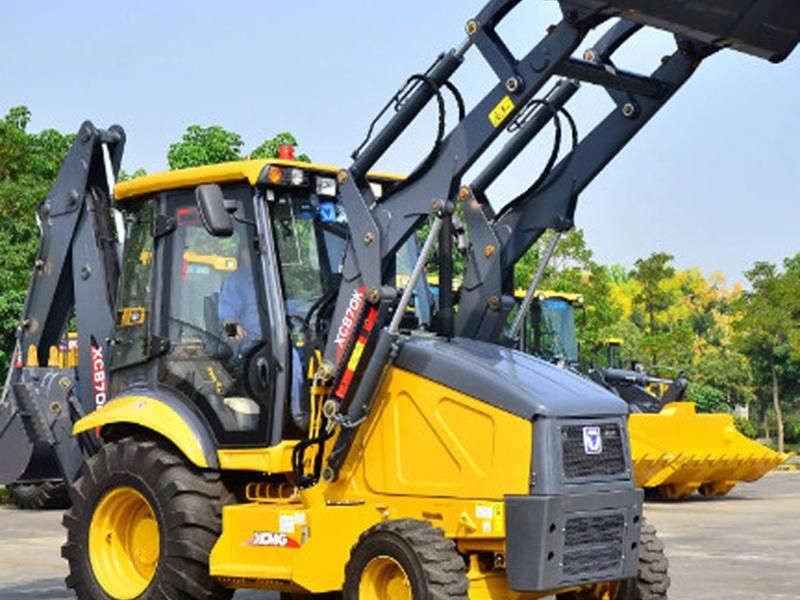 High Quality Xc870HK 2.5ton Backhoe with 74kw Cummins Engine for Sale