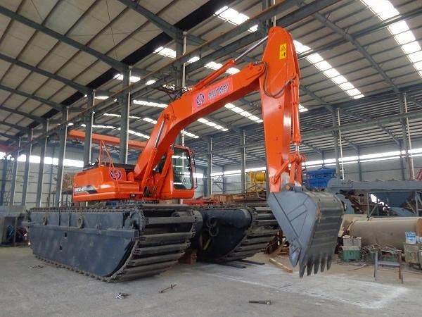 Wetland Hydraulic Excavator 15000 Kgs