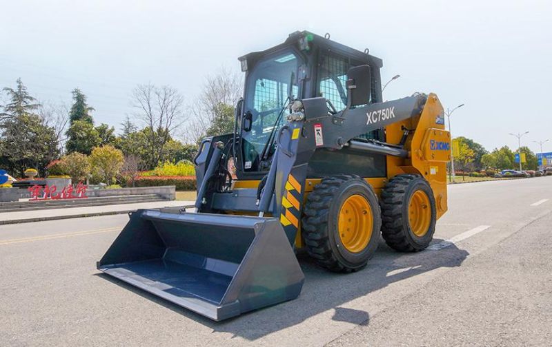 XCMG Xc750K 1 Ton Chinese Mini Skid Steer Loader with Attachment