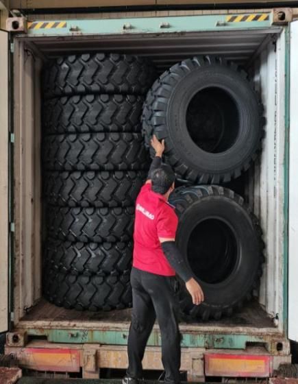 17.5-25, 20.5-25, 23.5-25 High Quality OTR Tires