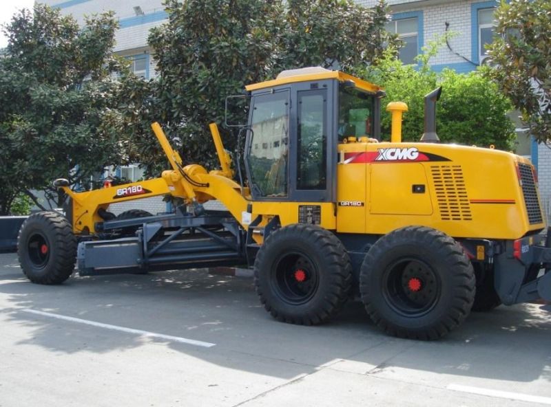 New Gr215 215HP Road Motor Grader with Ripper in Algeria