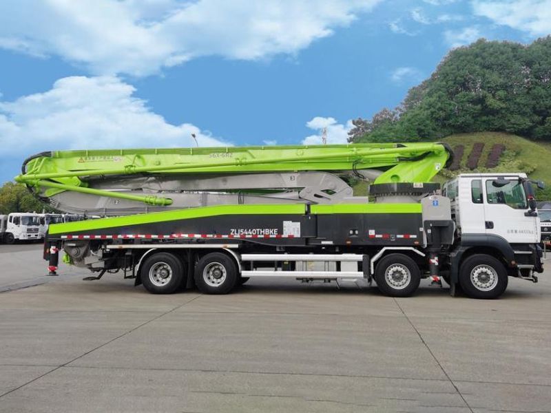 Zoomlion New Remote Control 56m Concrete Pump Truck (56X-6RZ)