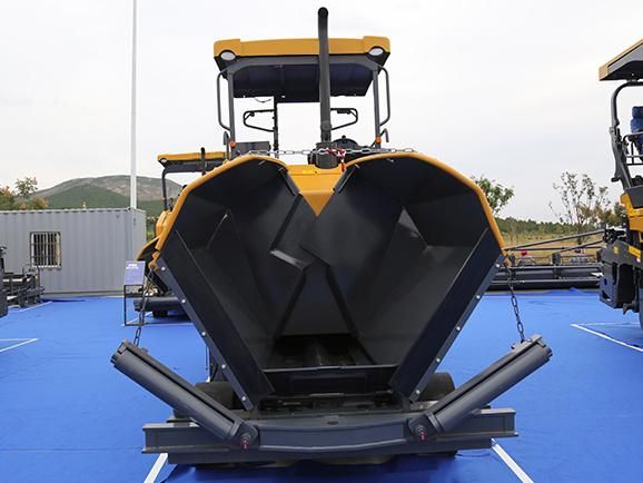 4.5m Road Construction Equipment Cement Asphalt Concrete Paver RP452L