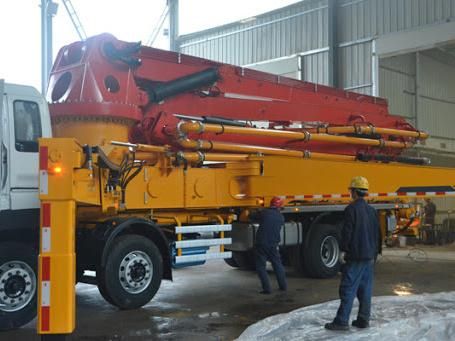 High Quality 52m Concrete Pump Truck for Sale (SYG5418THB)