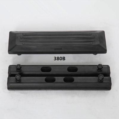 (Bolt on) Rubber Pad 380b for The Caterpillar Machine
