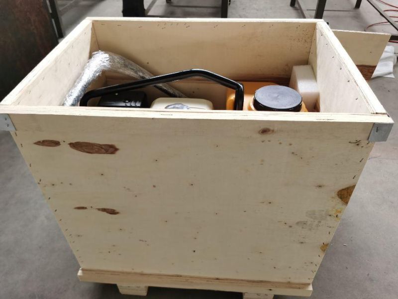 90 Kg Hand-Held One-Way Vibrating Plate Compactor with Built-in Water Tank to Compact Asphalt for Sale Yfpc-90