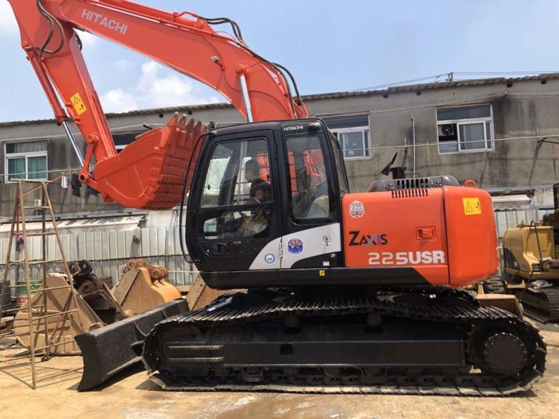 20t Used Hitachi Zx225 Cralwer Excavator with Blade