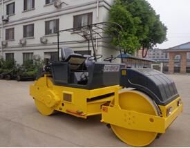 Komatsu Two Wheel Static Road Roller-Road Construction Machinery-Compactor