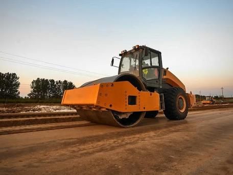 Famous Brand 1.8 Cbm 3 Ton Wheel Loader 835h Mini Front Loader