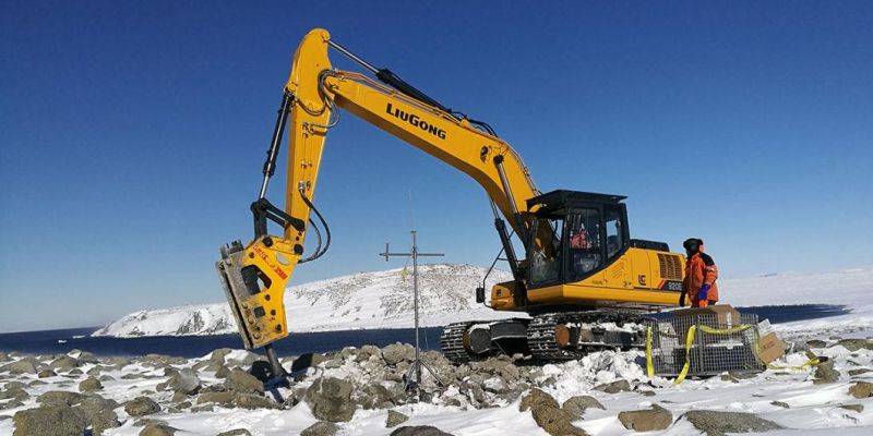 Earth-Moving Machine Liugong 21t Excavators 920e