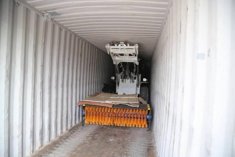 China Heavy Equipment Articulated Wheel Mini Dumper Loader 4 in 1 Bucket Attachments