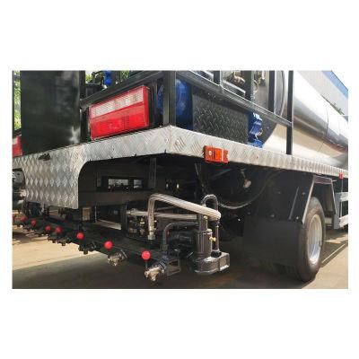 Chinese Manufacturer Dongfeng 4000L 4*2 Asphalt Distributor Truck