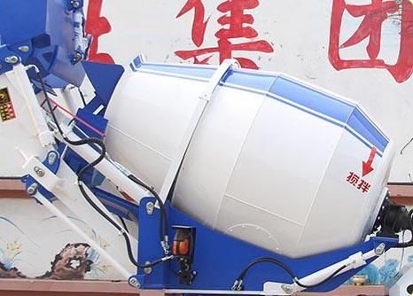 2m3 Actual Stirring Capacity Ready Mix Rated Power 76kw Concrete Mixer Truck Price