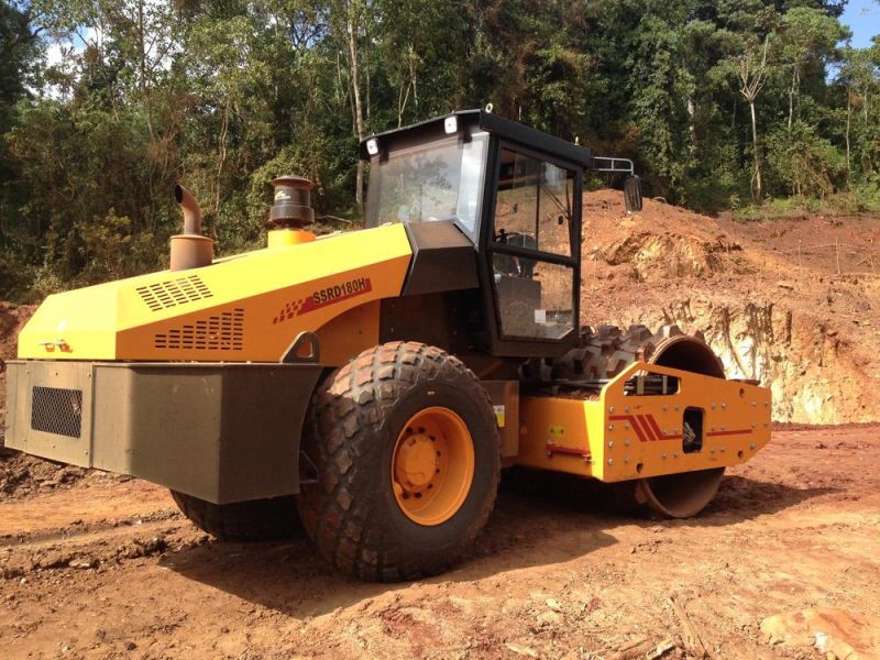 SSR260AC-8h 26ton Single Drive Soil Compactor Compactor Machine