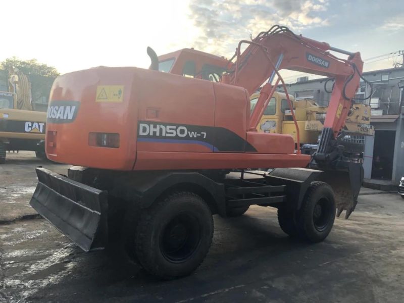 Low Working Hour 15t Used Doosan Dh150W-7 Wheel Excavator