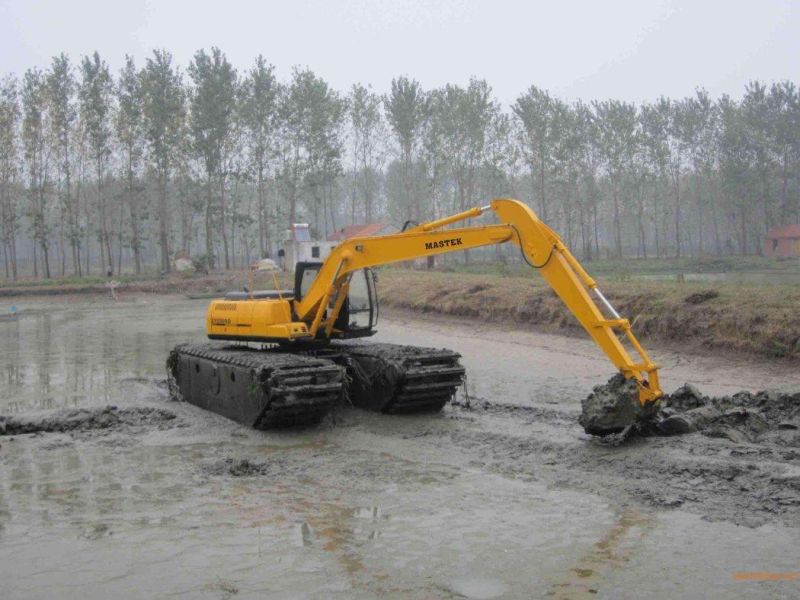 River Mud Cleaning Excavator Water Excavator with Pontoon
