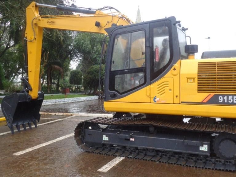 Liugong 915e 13.8ton 0.73cbm Middle Digger Crawler Excavator Price