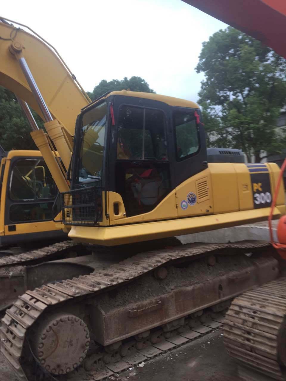 30t Japan Imported Heavy Duty Komatsu Used Excavator PC300-7 Crawler Excavator