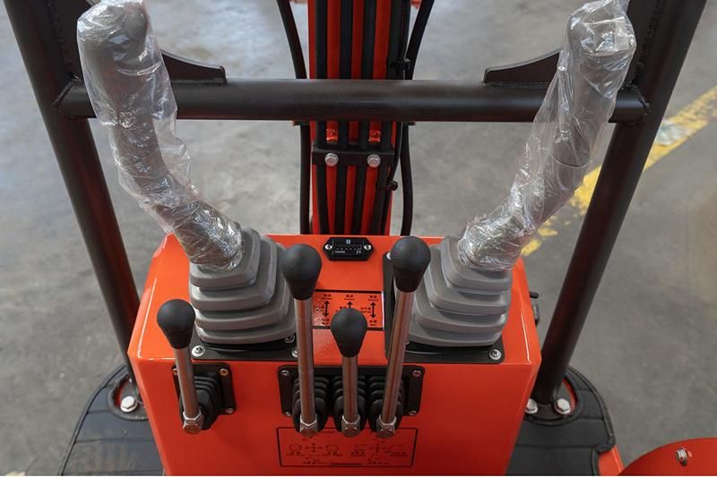 Xn10 Mini Bucket China Crawler Excavator for Small Projects