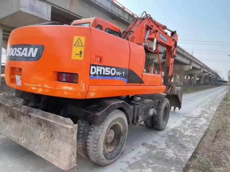 Medium Size Doosan 15t Dh150W-7 2013 Year Wheel Type Excavator