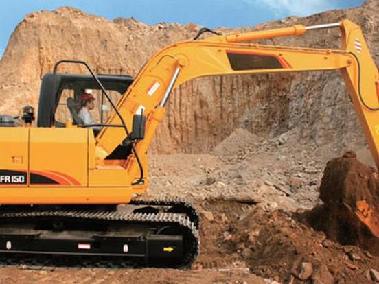 China Manufacturer 15 Ton Crawler Excavator Small Digger