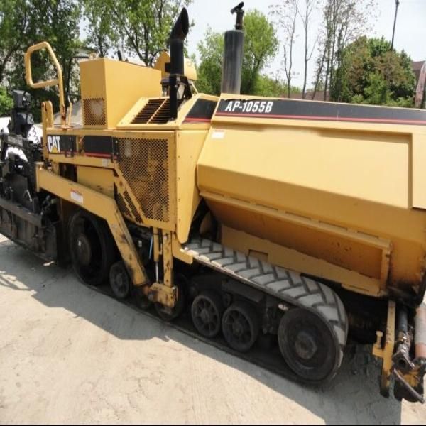 Asphalt Paver Cat Ap-1055b Rubber Tracks