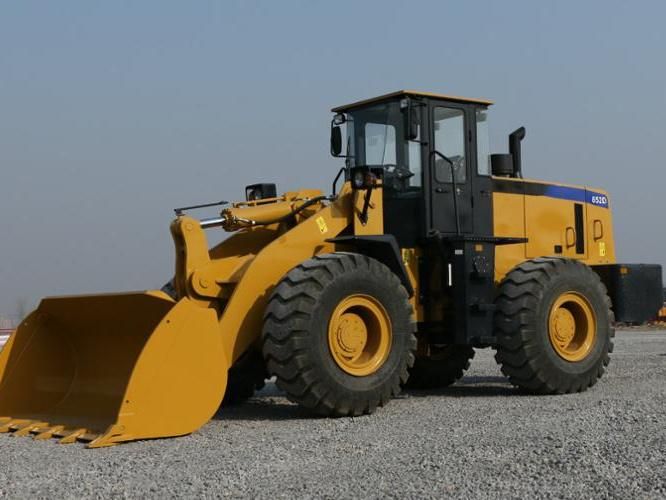 Hot Sale Compact Wheel Loader Sem656D with CE Small Wheel Loader China