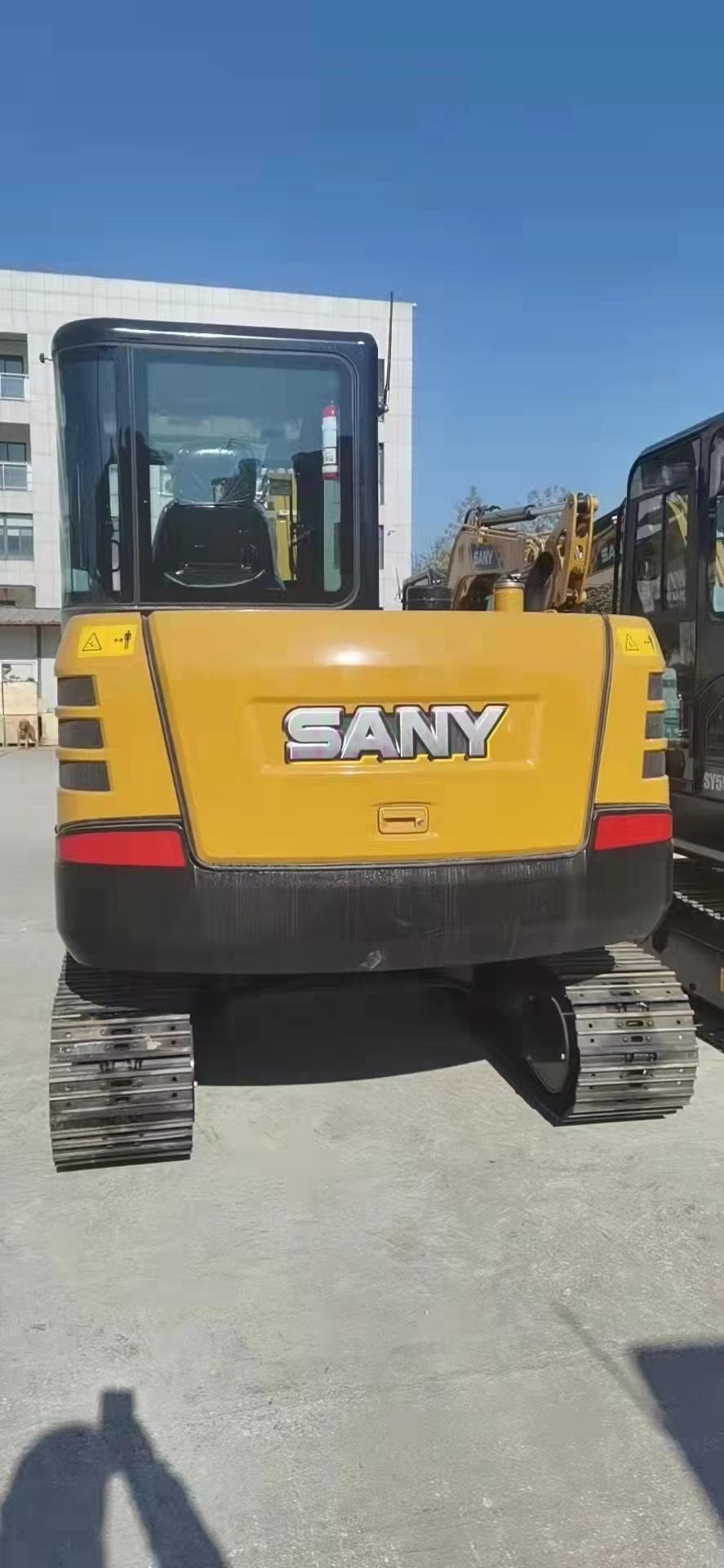 SA Ny 5.5 Ton Samll Excavator Sy55c with Factory Price