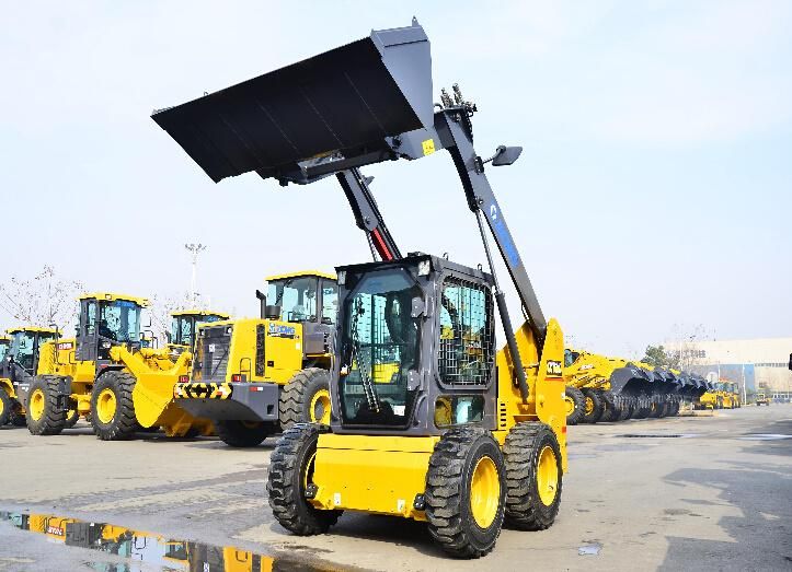 XCMG Official 1000kg Cheap Mini Skidsteer Loader Xc760K China Small Skid Steer Loader for Sale