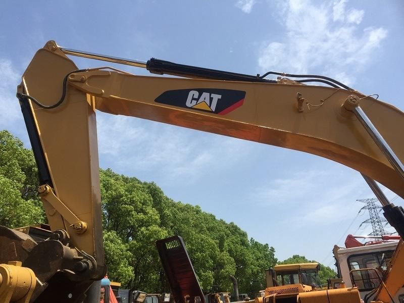 Japan Used Cat320d Track Excavator for Sale Cat320c, Cat325, Cat330