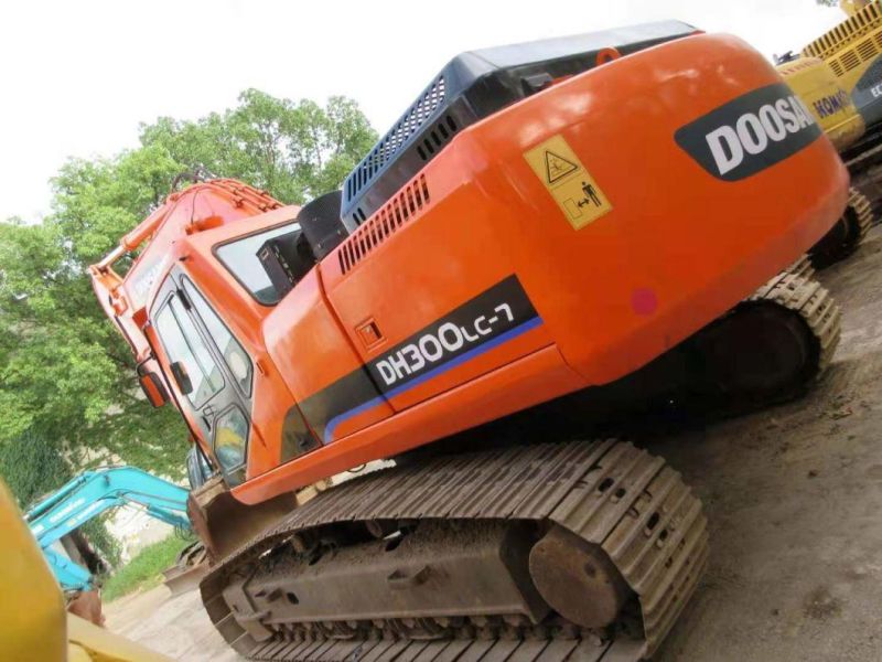 Doosan 300 LC -7 Excavator