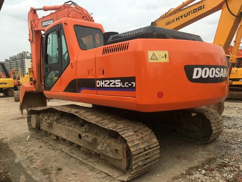 Low Working Hour Second Hand Doosan Dh225LC-7 Crawler Excavator