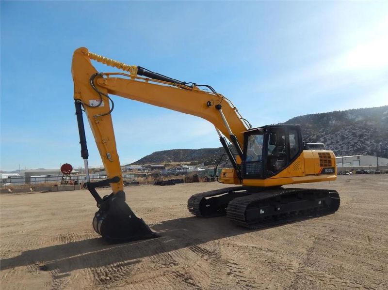 Shantui Liugong Middle 22 Ton Crawler Excavator with Ripper and Hammer in Ecuador