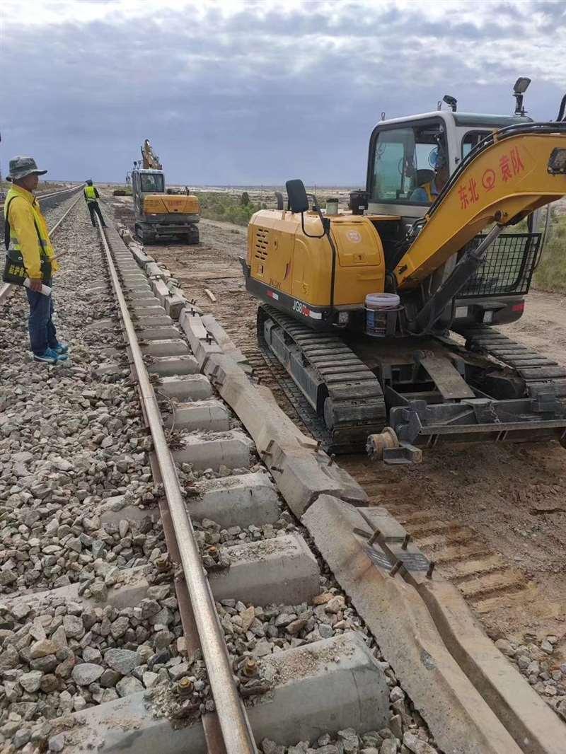 Railway Sleeper Changer Railroad Maintenance Machine Track Laying Machine