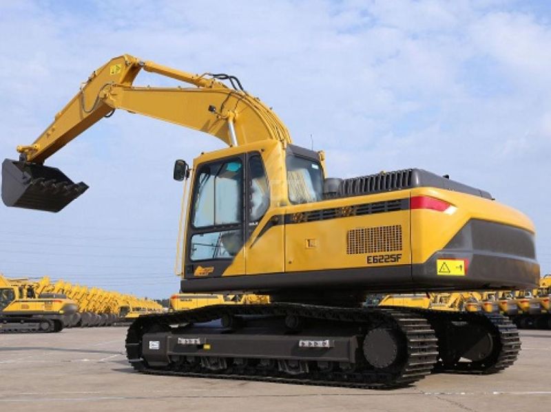 China High Quality Digging Machine 7ton Wheel Excavator E7150f for Sale