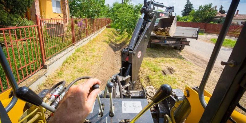 375A 0.45m3 Liugong Mini Skid Steer Loader in Uganda