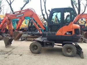 High Quality Doosan Korean Dx60W Used Wheel Excavator with Reasonable Price
