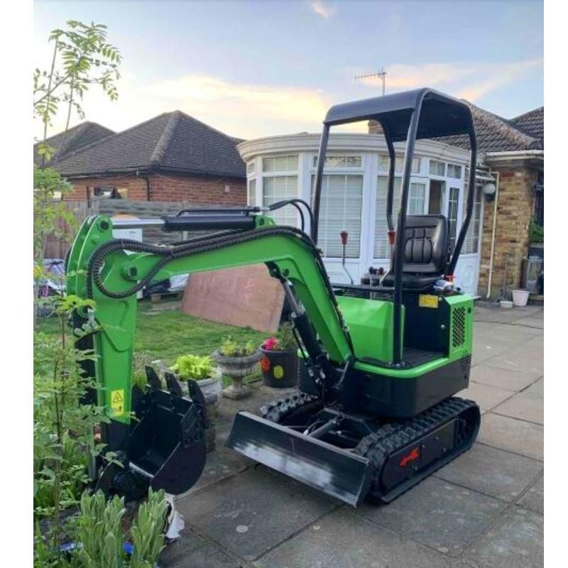 China Popular Price EPA & Euro 5 Engine Mini Digger Sales in Europe