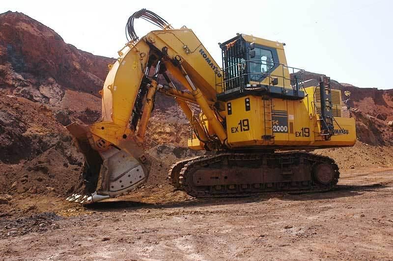 Wear Teeth Used on Hydraulic Excavator in Mining Site