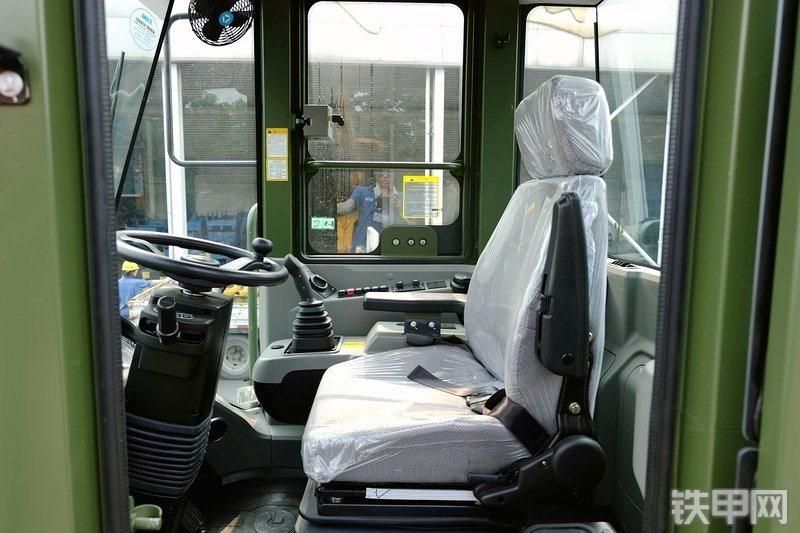 Chinese Hot Sales 5 Ton Loader Zl50gv Medium Wheel Loader Cheaper Price on Sales