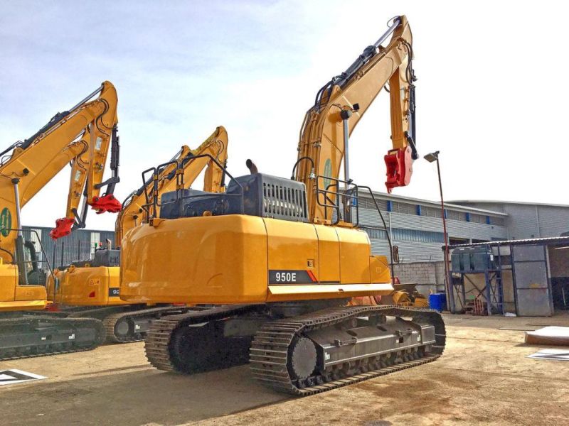 Good Performance Large 50 Ton Excavator Clg950e with Spare Parts