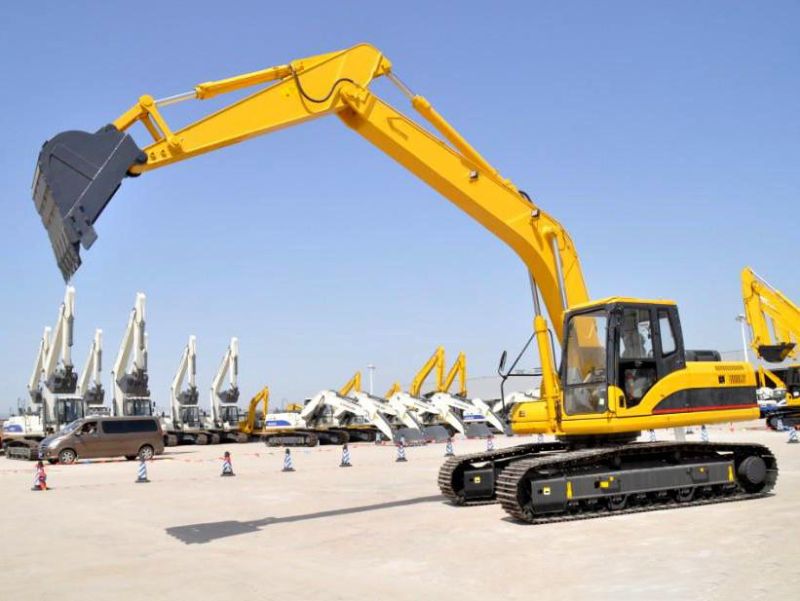 24 Ton Hydraulic Excavator Large Crawler Excavator for Sale
