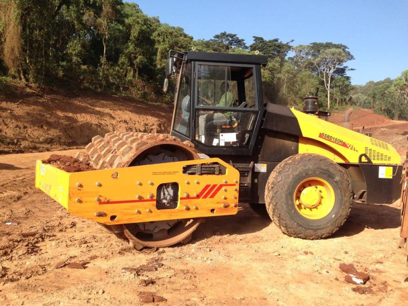 SSR260AC-8h 26ton Single Drive Soil Compactor Compactor Machine